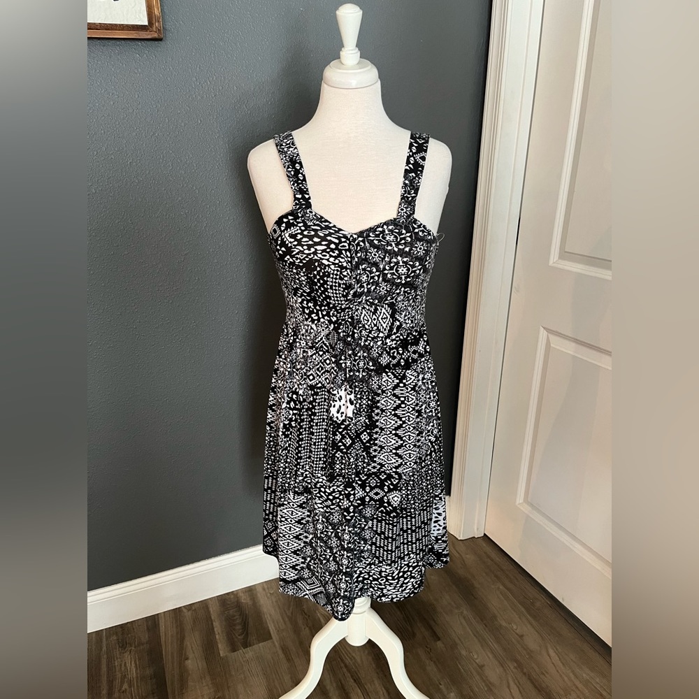 NWT Allison Brittney Sundress